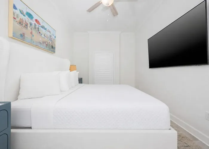 Phoenix Gulf Towers 1106 Apartment *